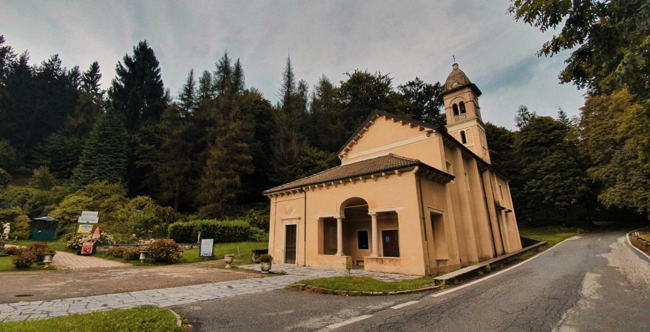 Hotel Madonna Di Luciago Armeno Exterior foto